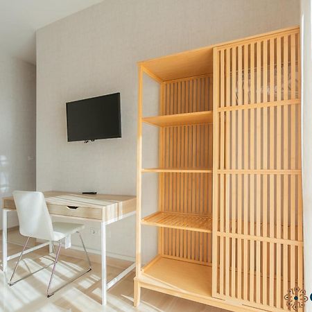 Einaudi Guesthouse By Apulia Accommodation Bari Esterno foto